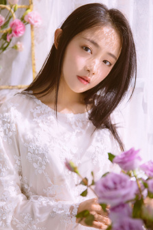 姜雯